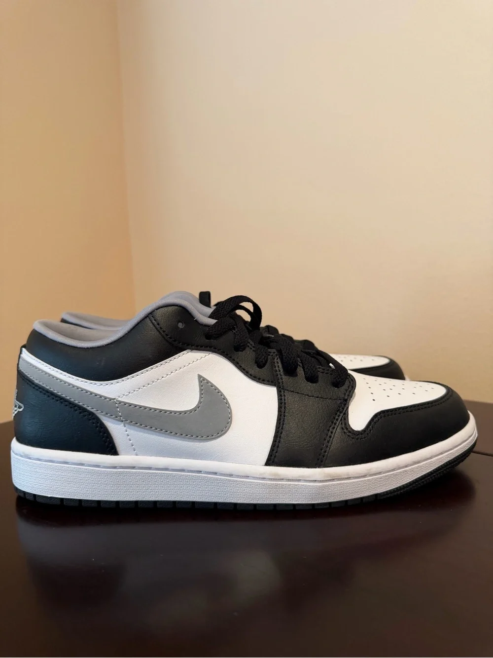 Jordan 1 Low Shadow Size 9